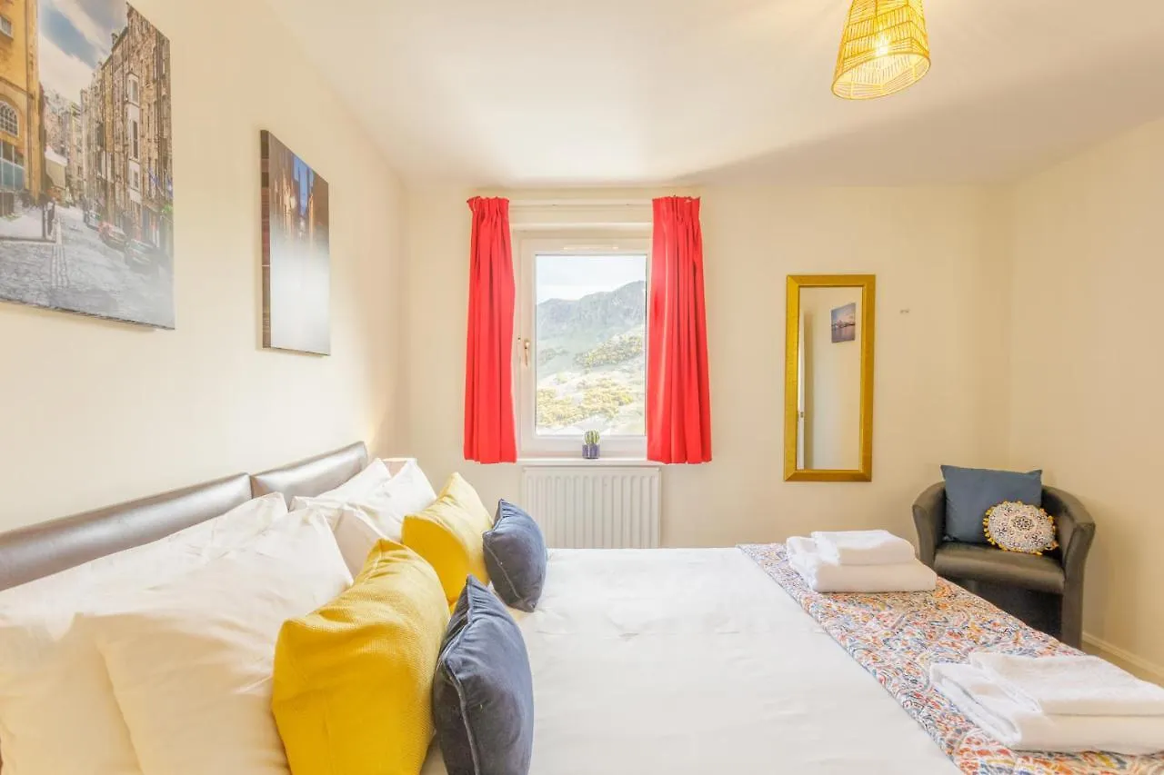 Pleasance Apartment Edinburgh