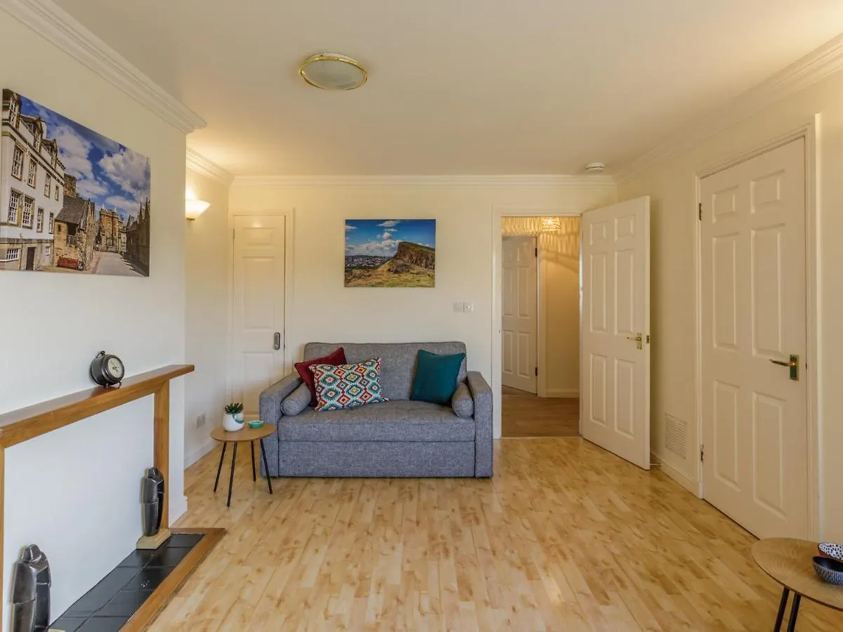 Pleasance Apartment Edinburgh
